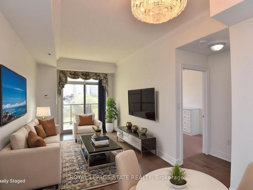 









90


Charlton

Avenue West, 604,
Hamilton,




ON
L8P 0B4

