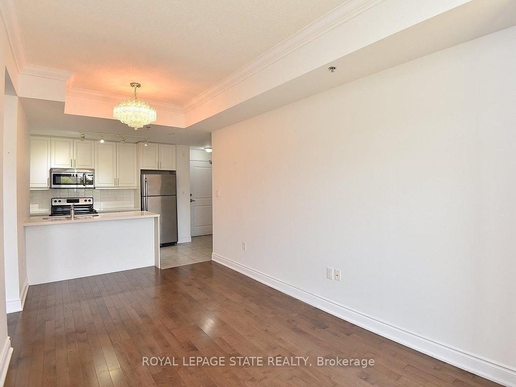 









90


Charlton

Avenue West, 604,
Hamilton,




ON
L8P 0B4

