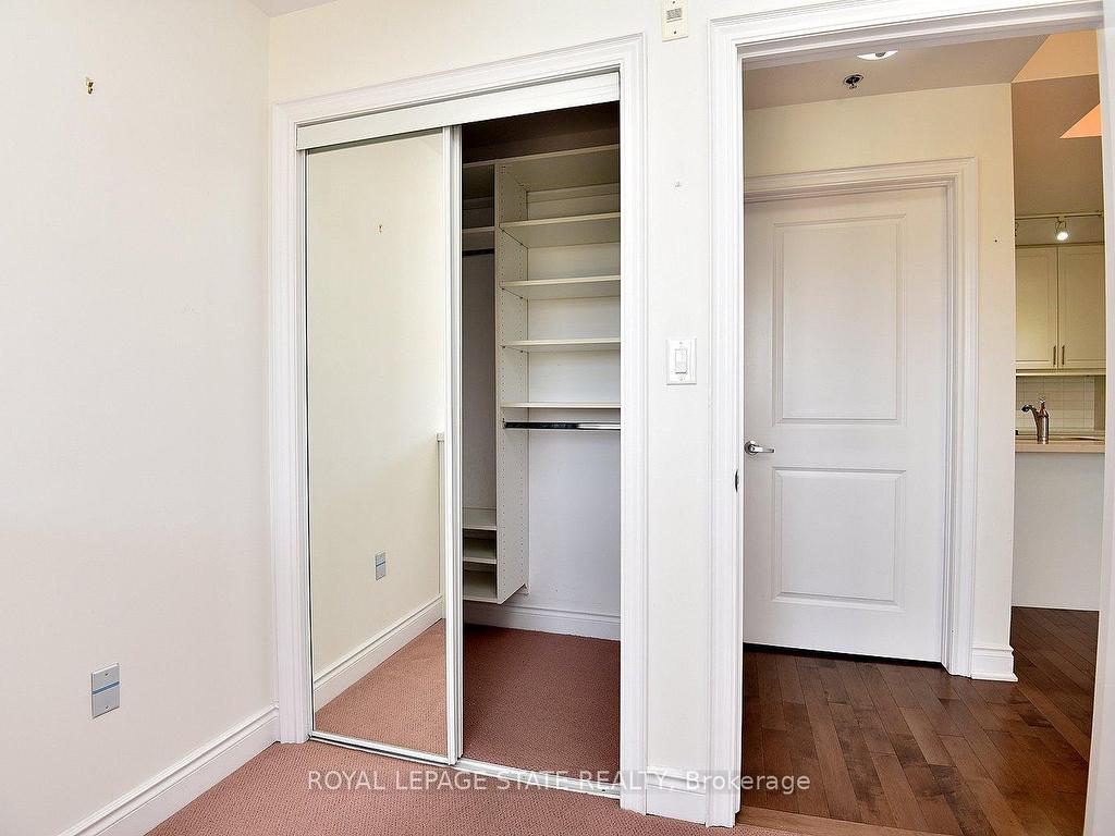 









90


Charlton

Avenue West, 604,
Hamilton,




ON
L8P 0B4

