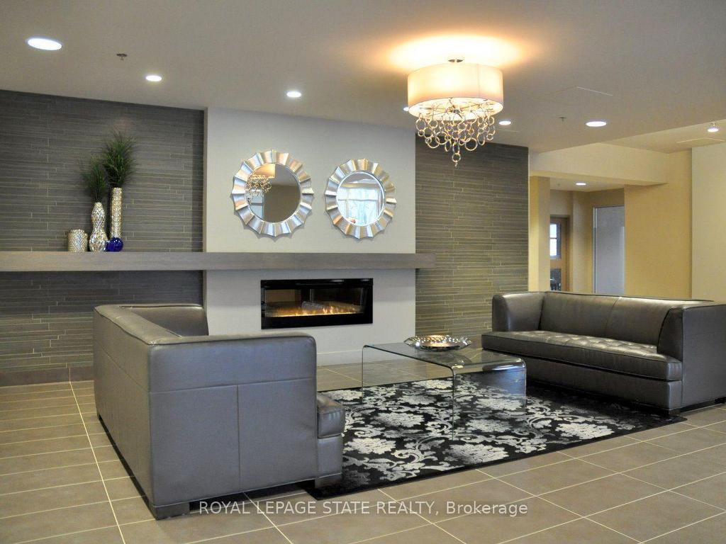









90


Charlton

Avenue West, 604,
Hamilton,




ON
L8P 0B4

