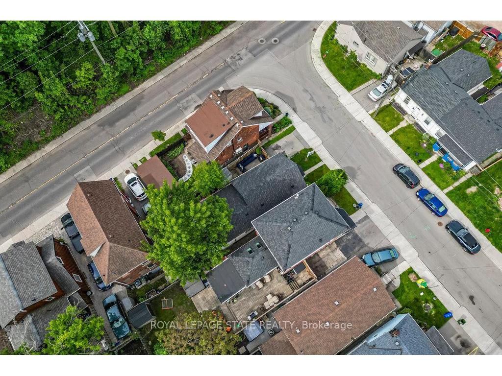 









91


Aurora

Street,
Hamilton,




ON
L8N 2P6

