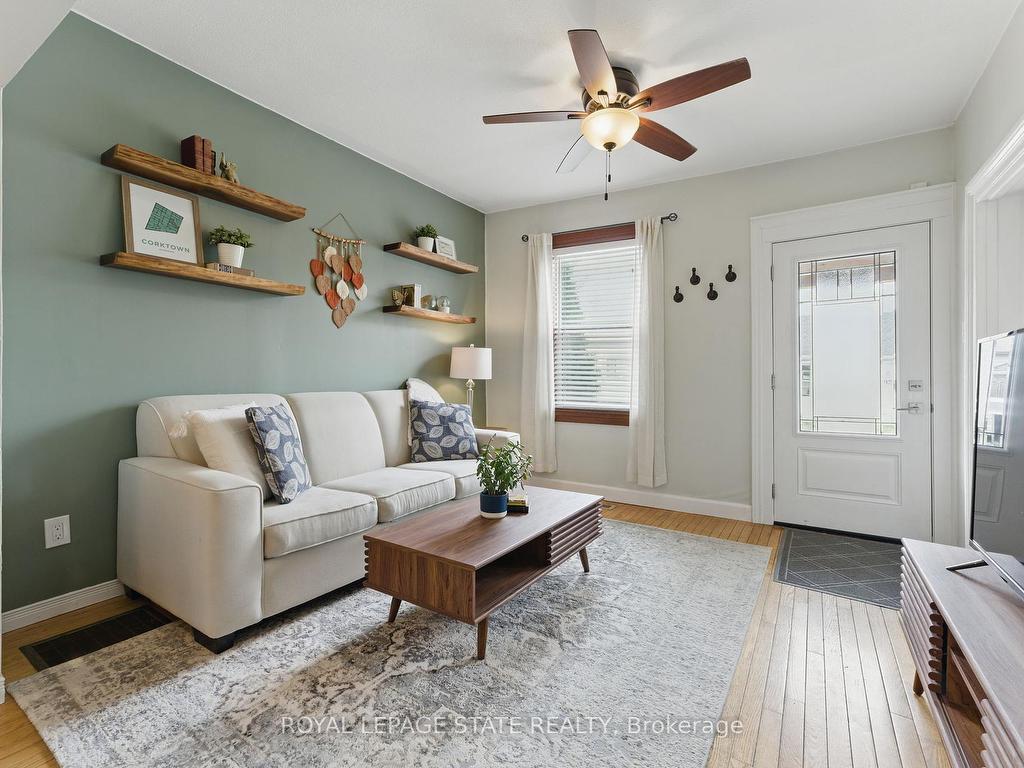 









91


Aurora

Street,
Hamilton,




ON
L8N 2P6

