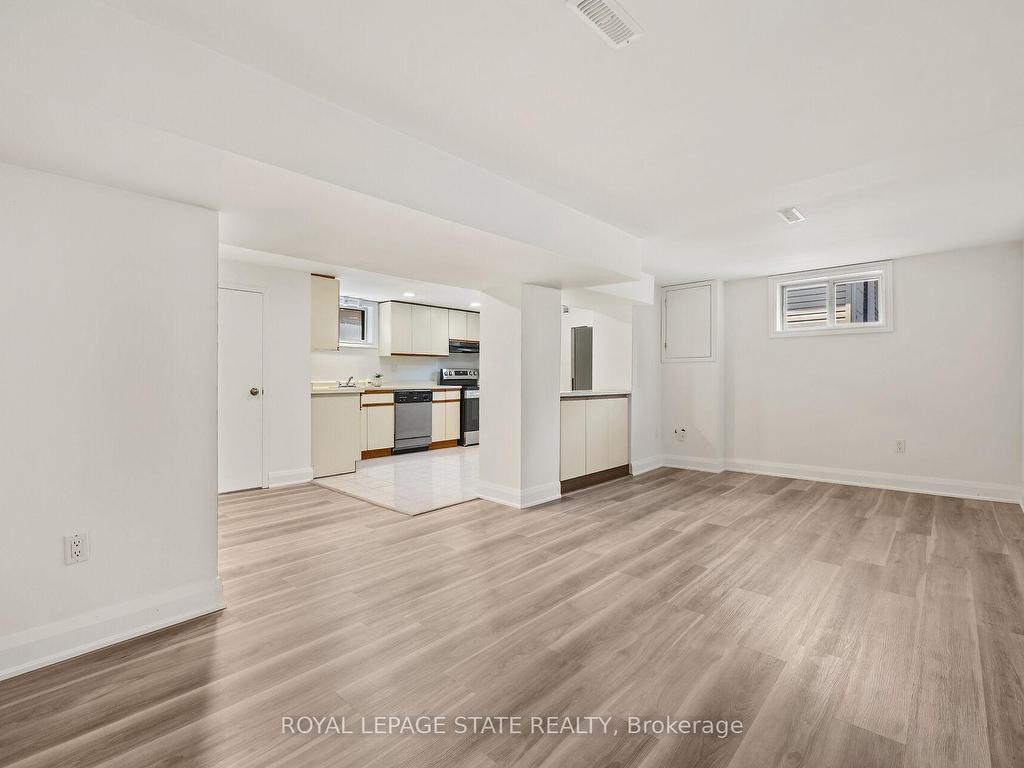 









131


Sanatorium

Road,
Hamilton,




ON
L9C 1Y9

