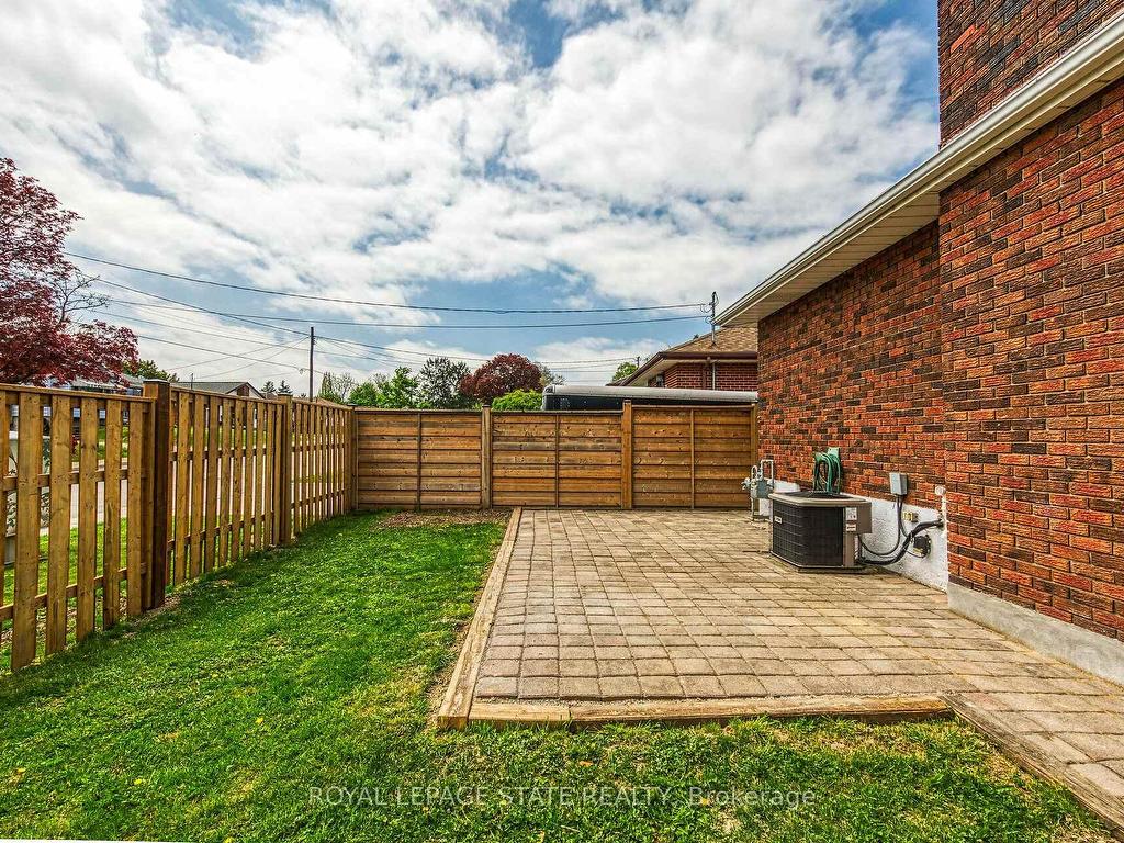 









131


Sanatorium

Road,
Hamilton,




ON
L9C 1Y9

