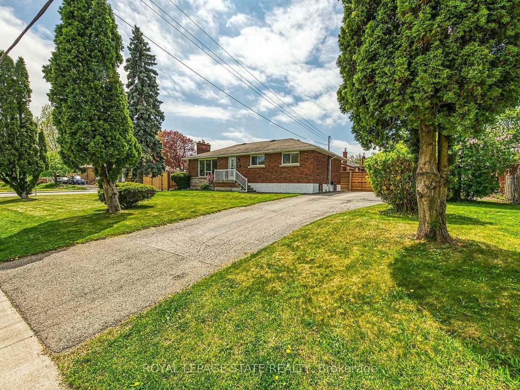









131


Sanatorium

Road,
Hamilton,




ON
L9C 1Y9

