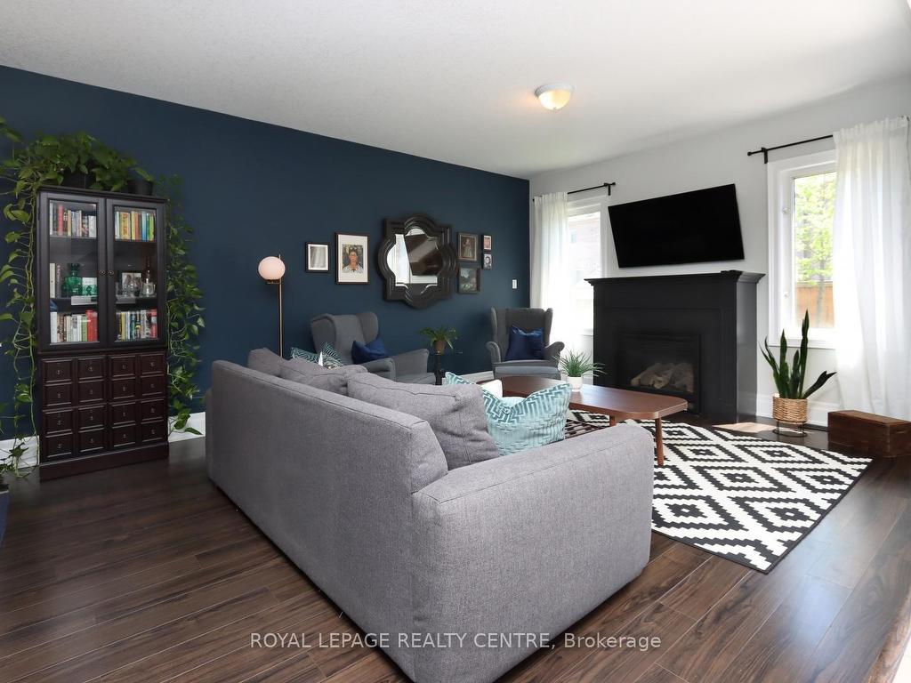 









41


Holt

Drive,
New Tecumseth,




ON
L9R 0H8

