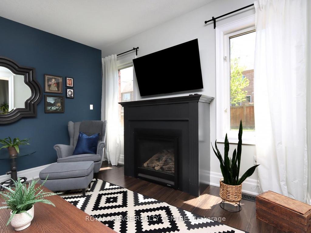 









41


Holt

Drive,
New Tecumseth,




ON
L9R 0H8

