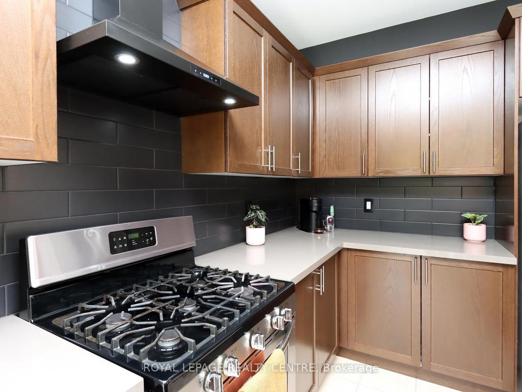 









41


Holt

Drive,
New Tecumseth,




ON
L9R 0H8

