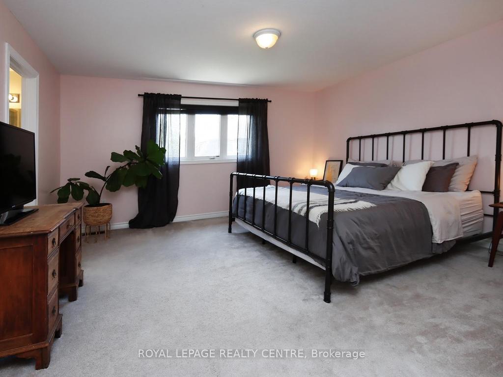 









41


Holt

Drive,
New Tecumseth,




ON
L9R 0H8

