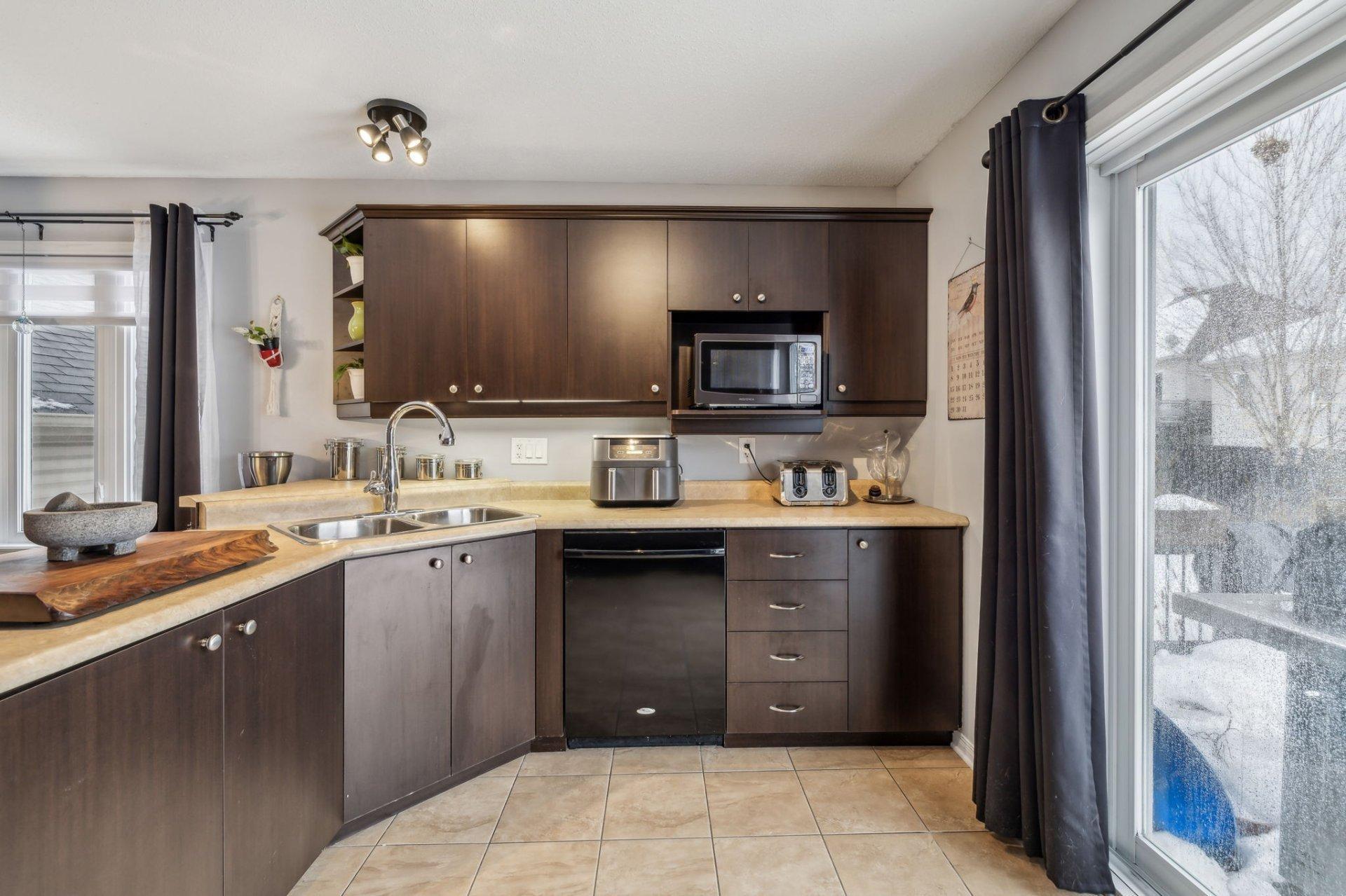 









46


Rue de l'Auberge

,
Gatineau (Aylmer),




QC
J9J0K2

