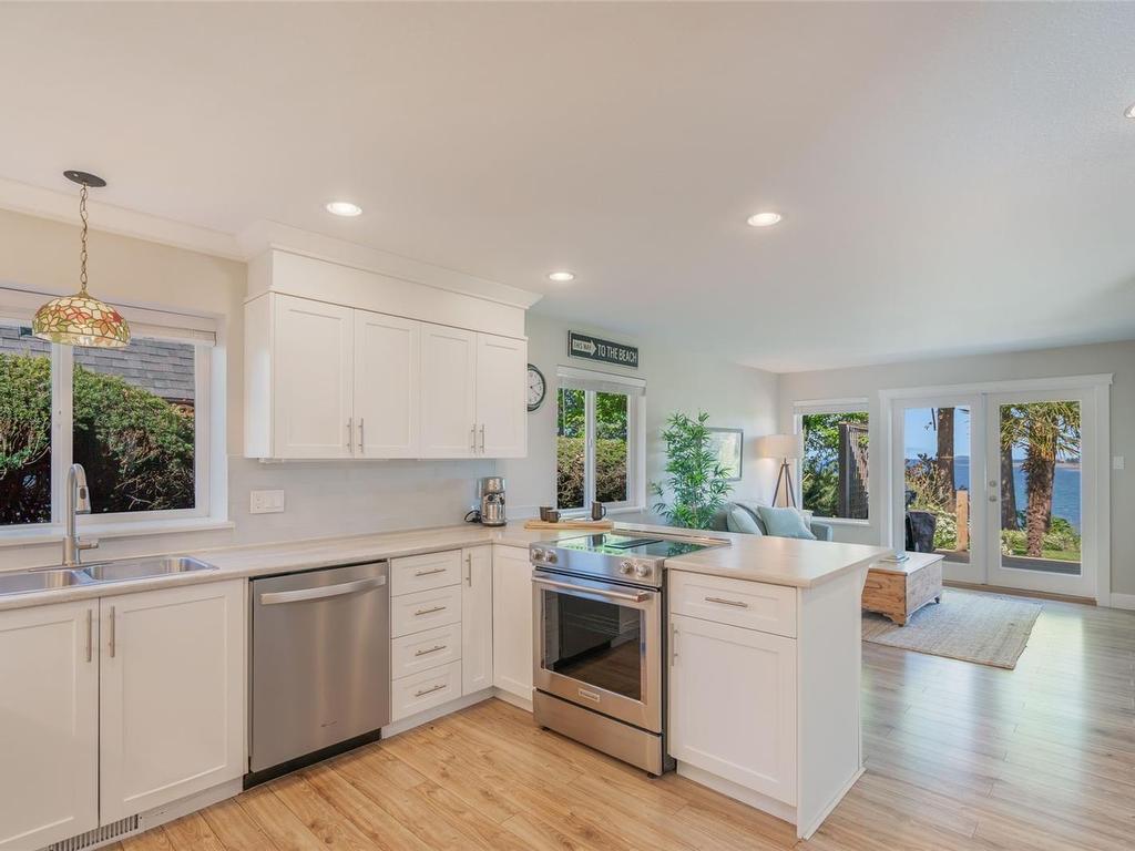 









428


Dogwood

St North,
Parksville,




BC
V9P 1C6


