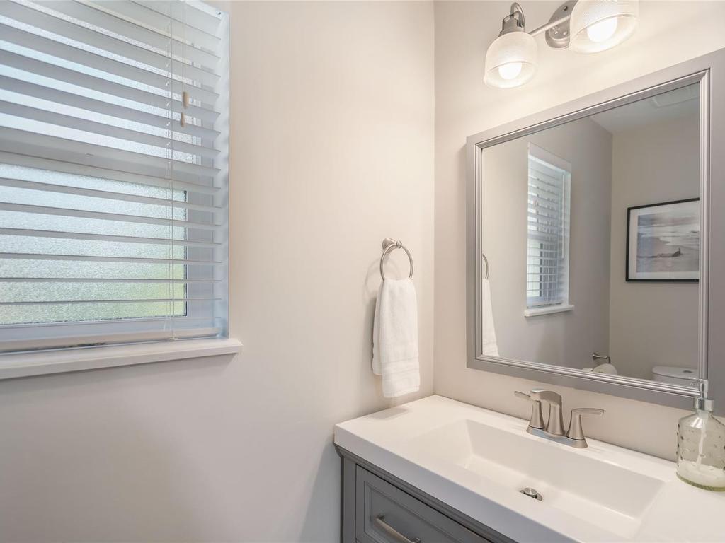









428


Dogwood

St North,
Parksville,




BC
V9P 1C6

