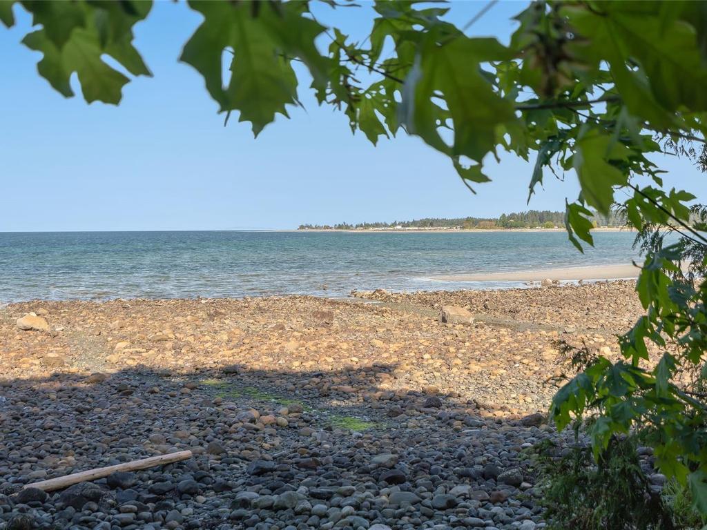 









428


Dogwood

St North,
Parksville,




BC
V9P 1C6

