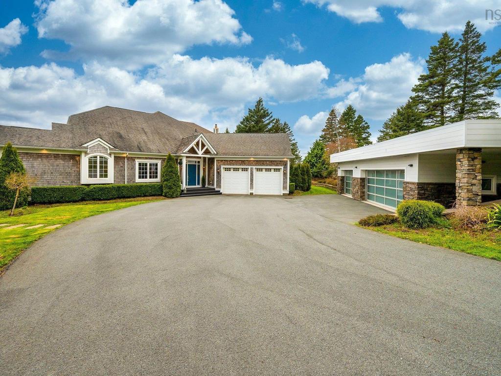 












56 Oceansea Drive

,
Glen Margaret,




NS
B3Z 3G4

