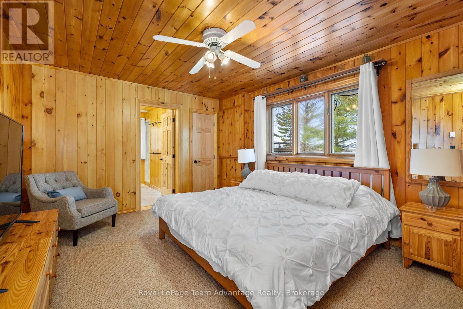 












3 A20 ISLAND

,
The Archipelago (Archipelago North),




Ontario
P0G1K0


