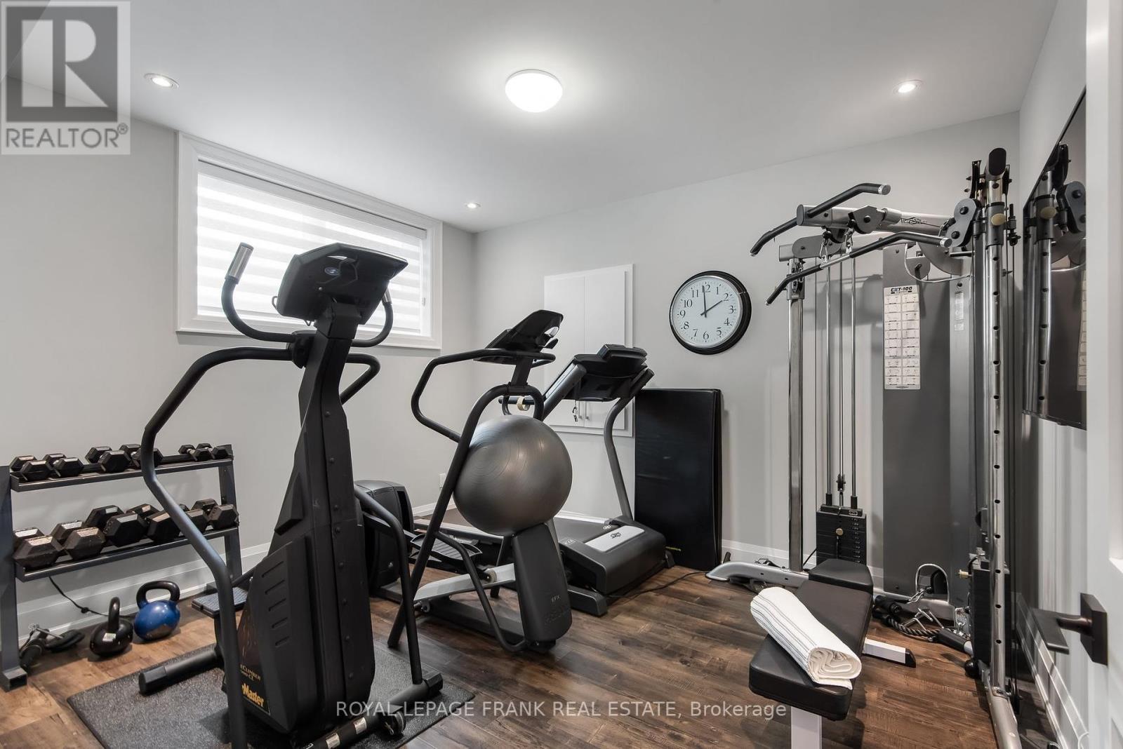 












52 WOOTTEN WAY N

,
Markham (Markham Village),




Ontario
L3P2Y4

