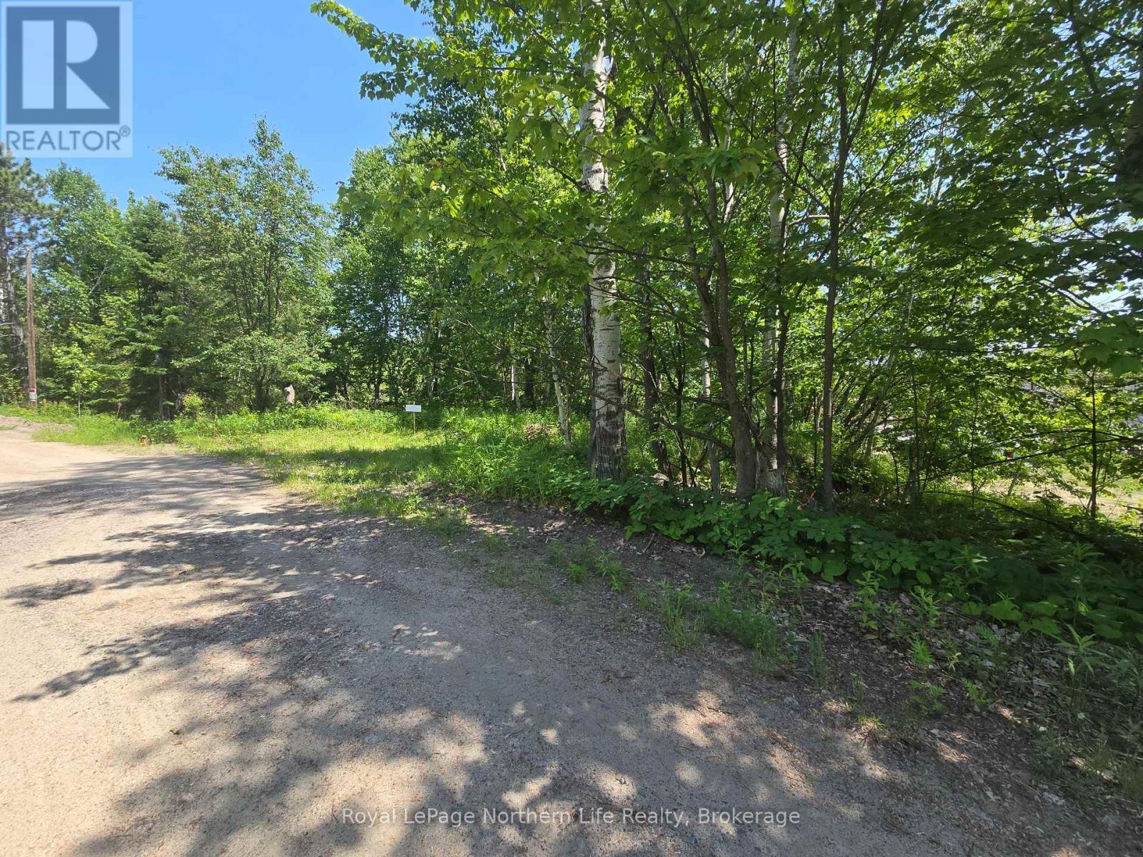 












300 TWIN LAKES ROAD

,
North Bay (Birchaven),







Ontario
P1B8J5

