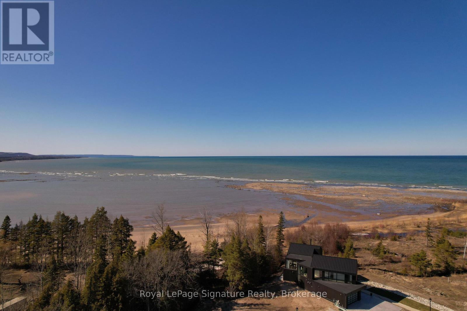 












120 SEBASTIAN STREET

,
Blue Mountains,




Ontario
N0H1J0

