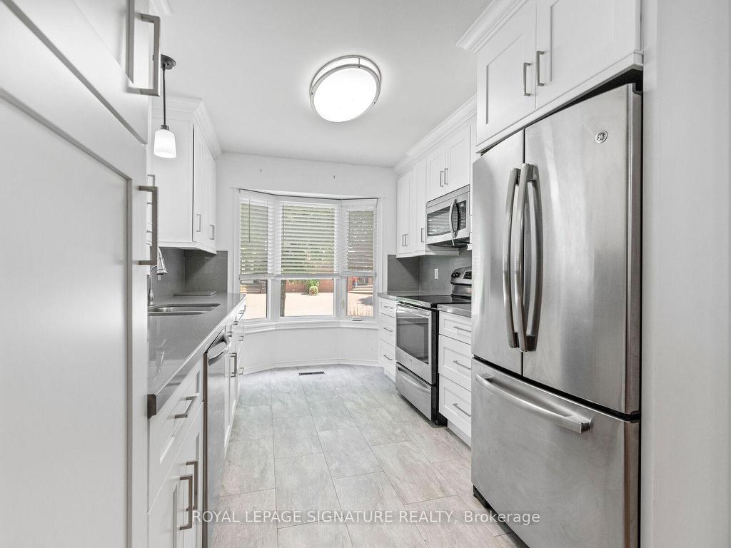 









87


Green Briar

Road,
New Tecumseth,




ON
L9R 1S3

