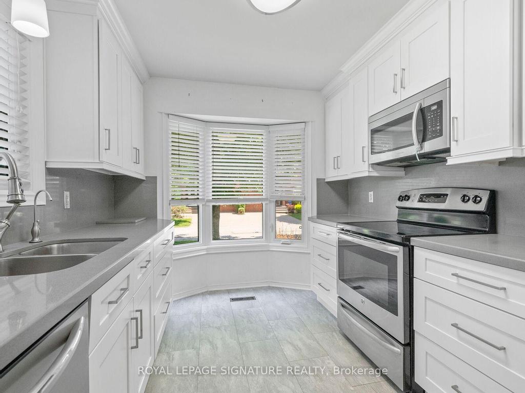 









87


Green Briar

Road,
New Tecumseth,




ON
L9R 1S3

