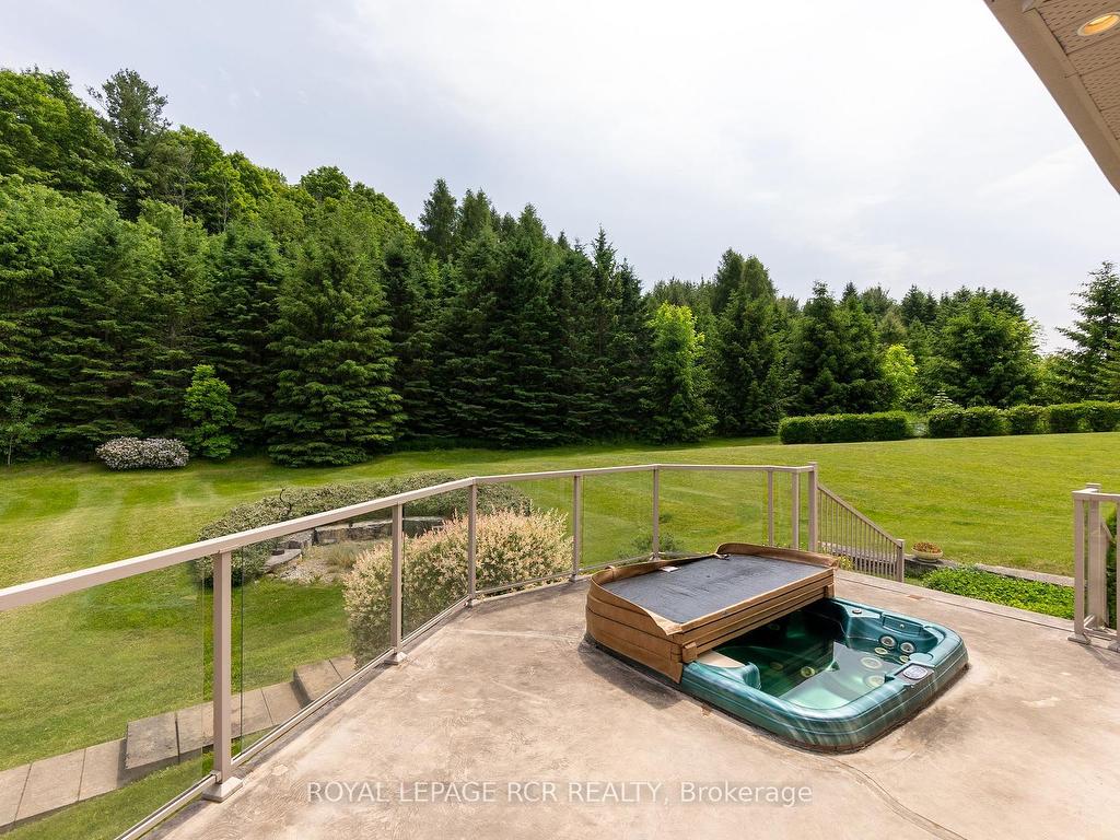 









5


Woodlot

Court,
Caledon,




ON
L7E 0C2

