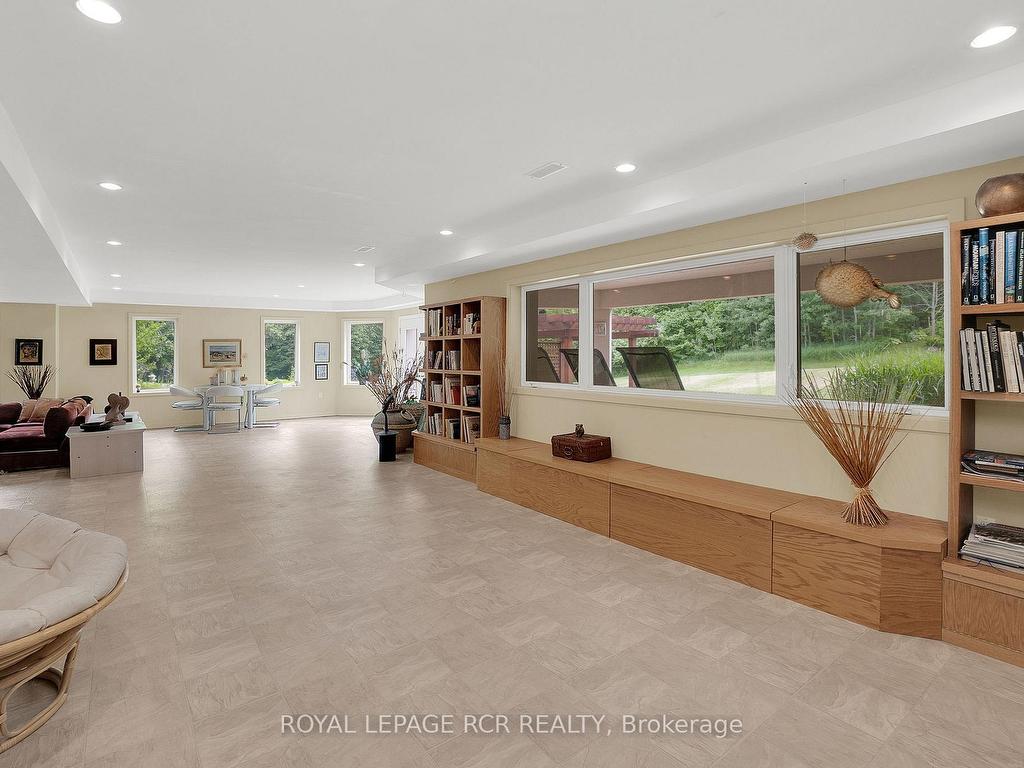 









5


Woodlot

Court,
Caledon,




ON
L7E 0C2

