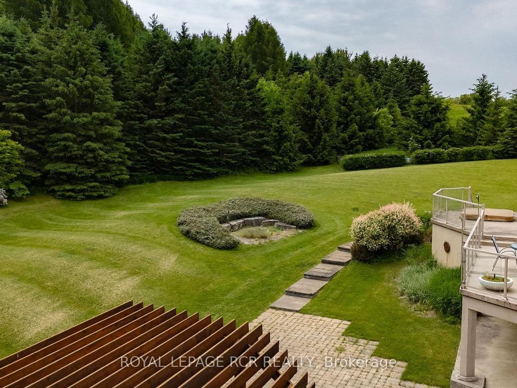 









5


Woodlot

Court,
Caledon,




ON
L7E 0C2

