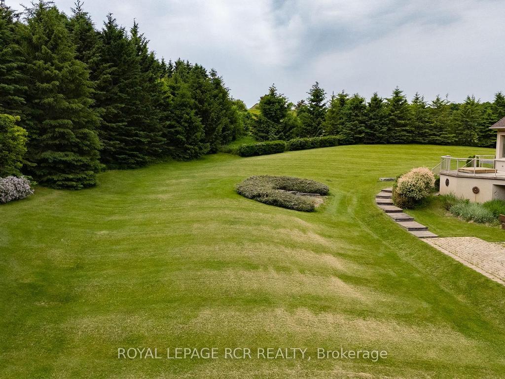 









5


Woodlot

Court,
Caledon,




ON
L7E 0C2

