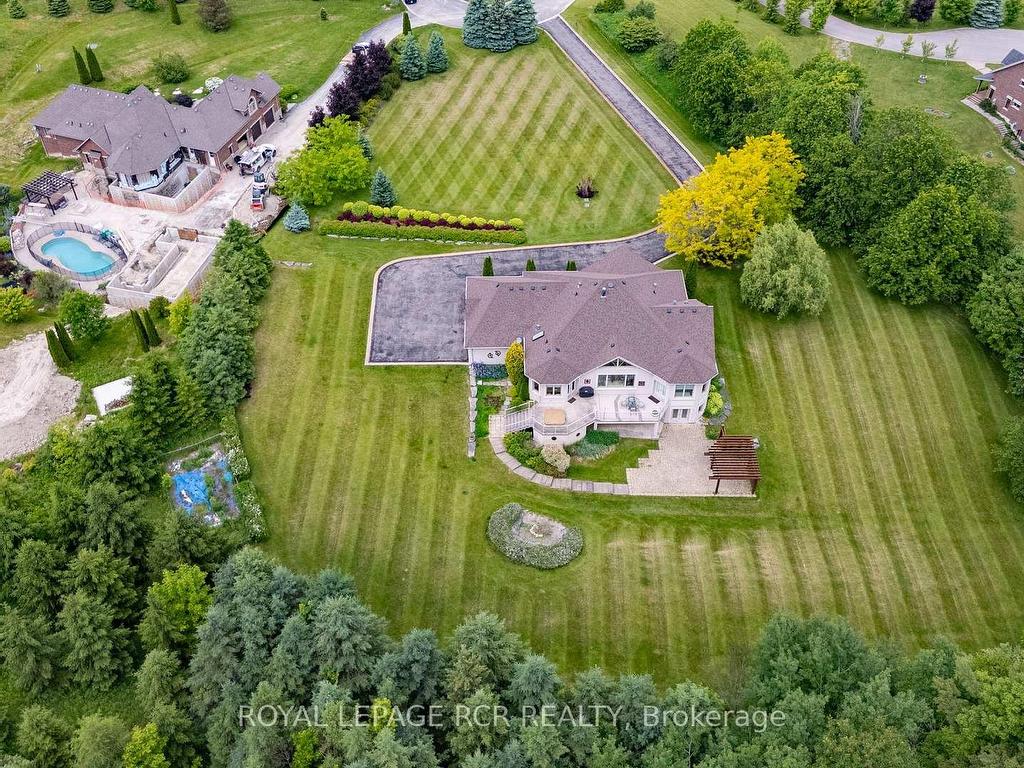 









5


Woodlot

Court,
Caledon,




ON
L7E 0C2


