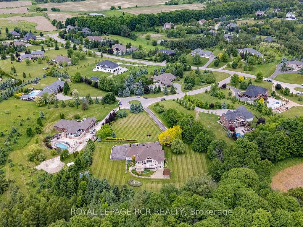 









5


Woodlot

Court,
Caledon,




ON
L7E 0C2

