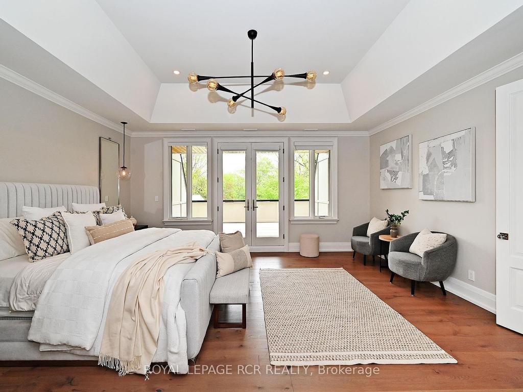 









197


Sherwood

Place,
Newmarket,




ON
L3Y 8E5

