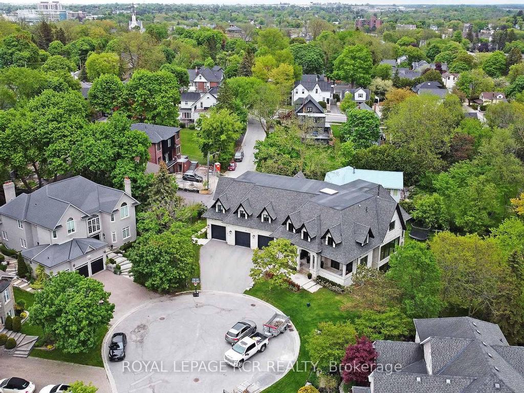 









197


Sherwood

Place,
Newmarket,




ON
L3Y 8E5

