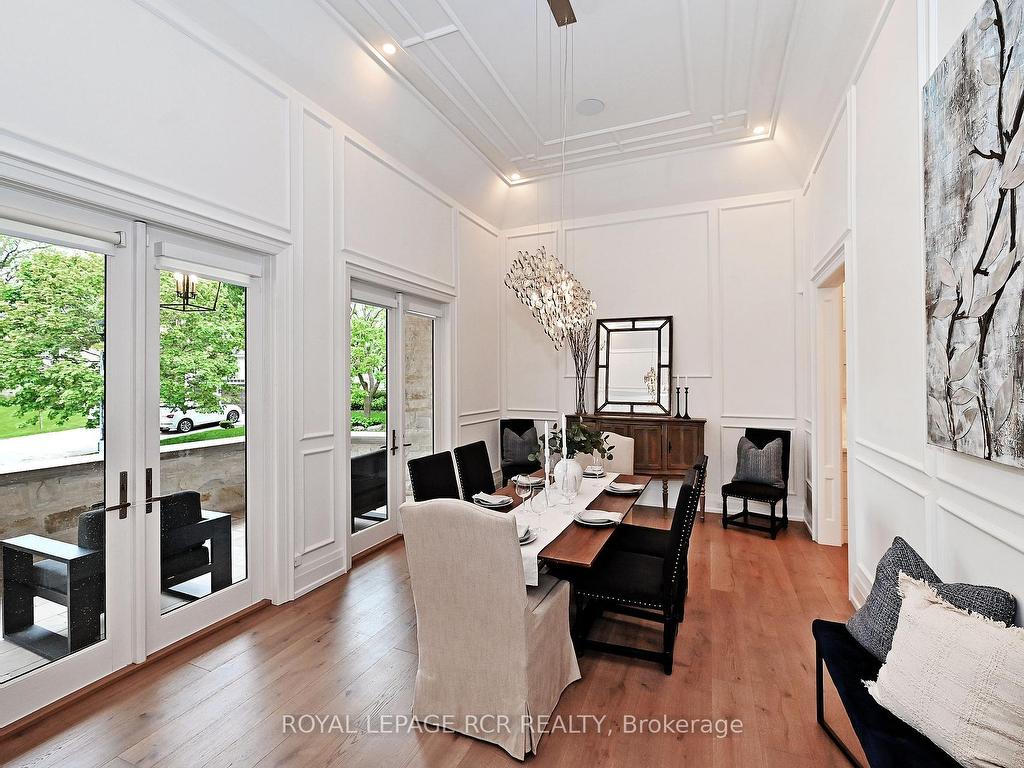 









197


Sherwood

Place,
Newmarket,




ON
L3Y 8E5

