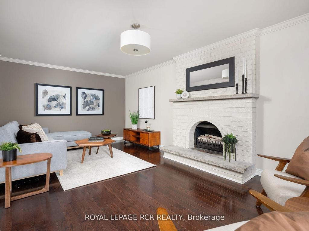 









30


Owls Foot

Crescent,
Aurora,




ON
L4G 6A2

