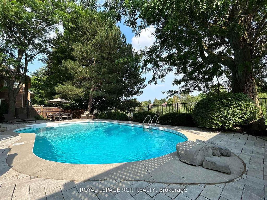 









30


Owls Foot

Crescent,
Aurora,




ON
L4G 6A2

