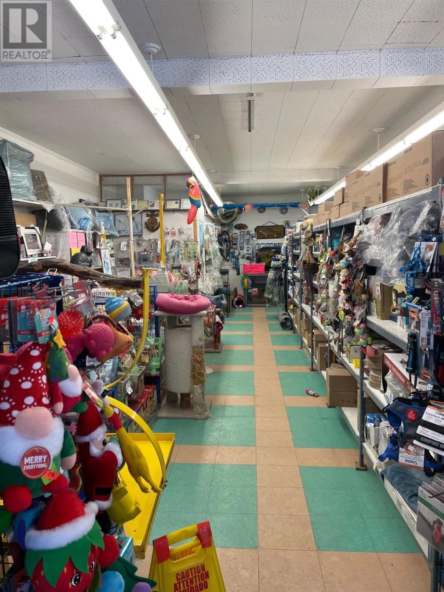 












3 Columbia WALK

,
Elliot Lake,




Ontario
P5A1Y6


