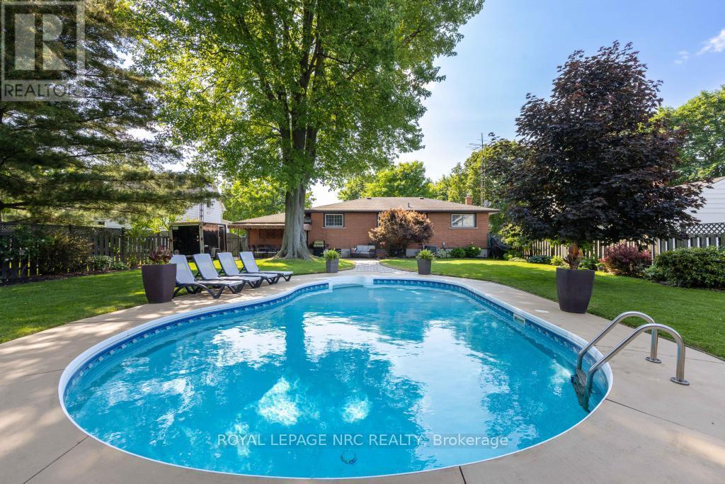 












763 CHARLOTTE STREET

,
Niagara-on-the-Lake (Town),




Ontario
L0S1J0

