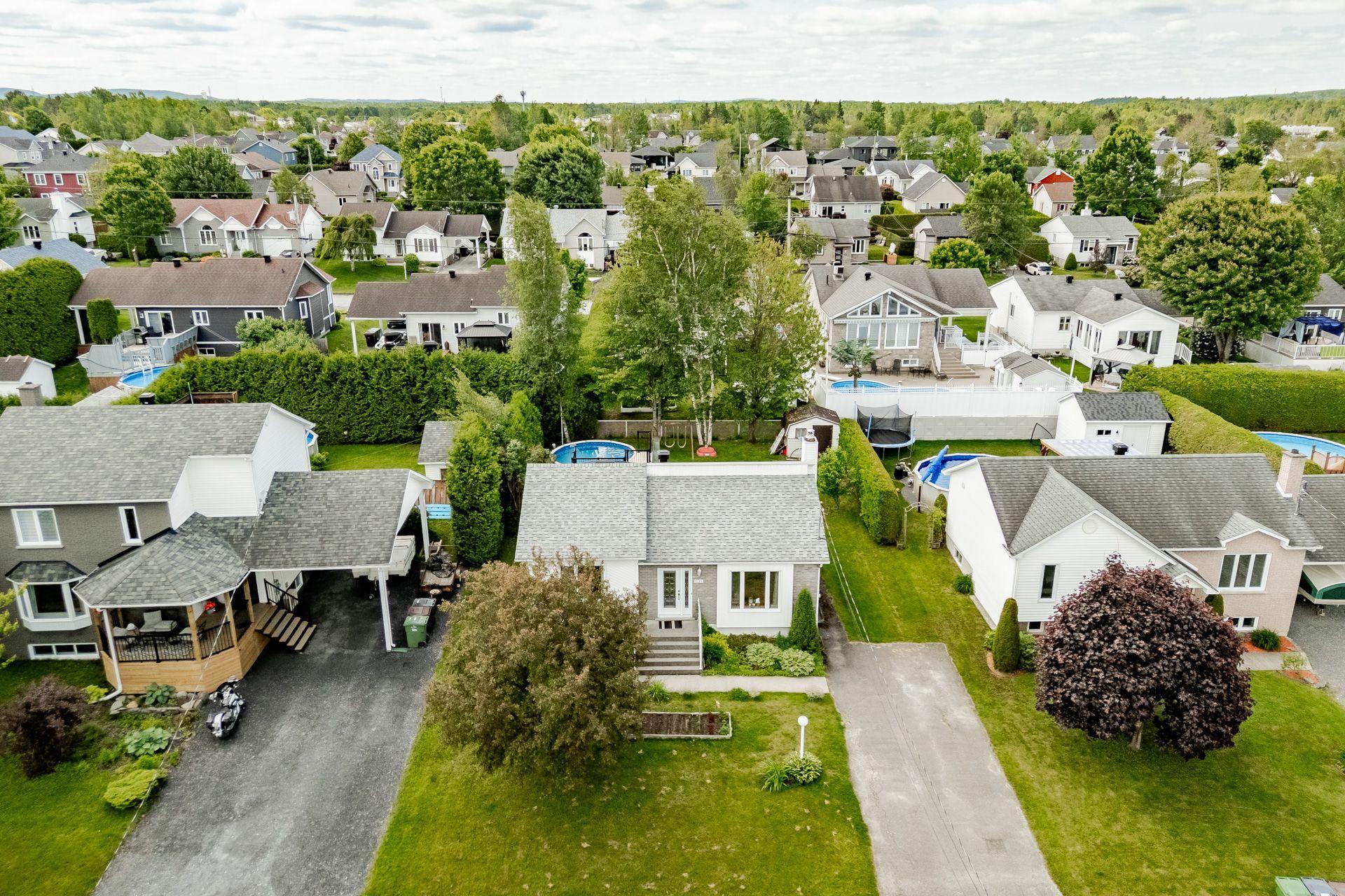









1185


Rue des Tourterelles

,
Sherbrooke (Brompton/Rock Forest/Saint-Élie/Deauville),




QC
J1R0M5

