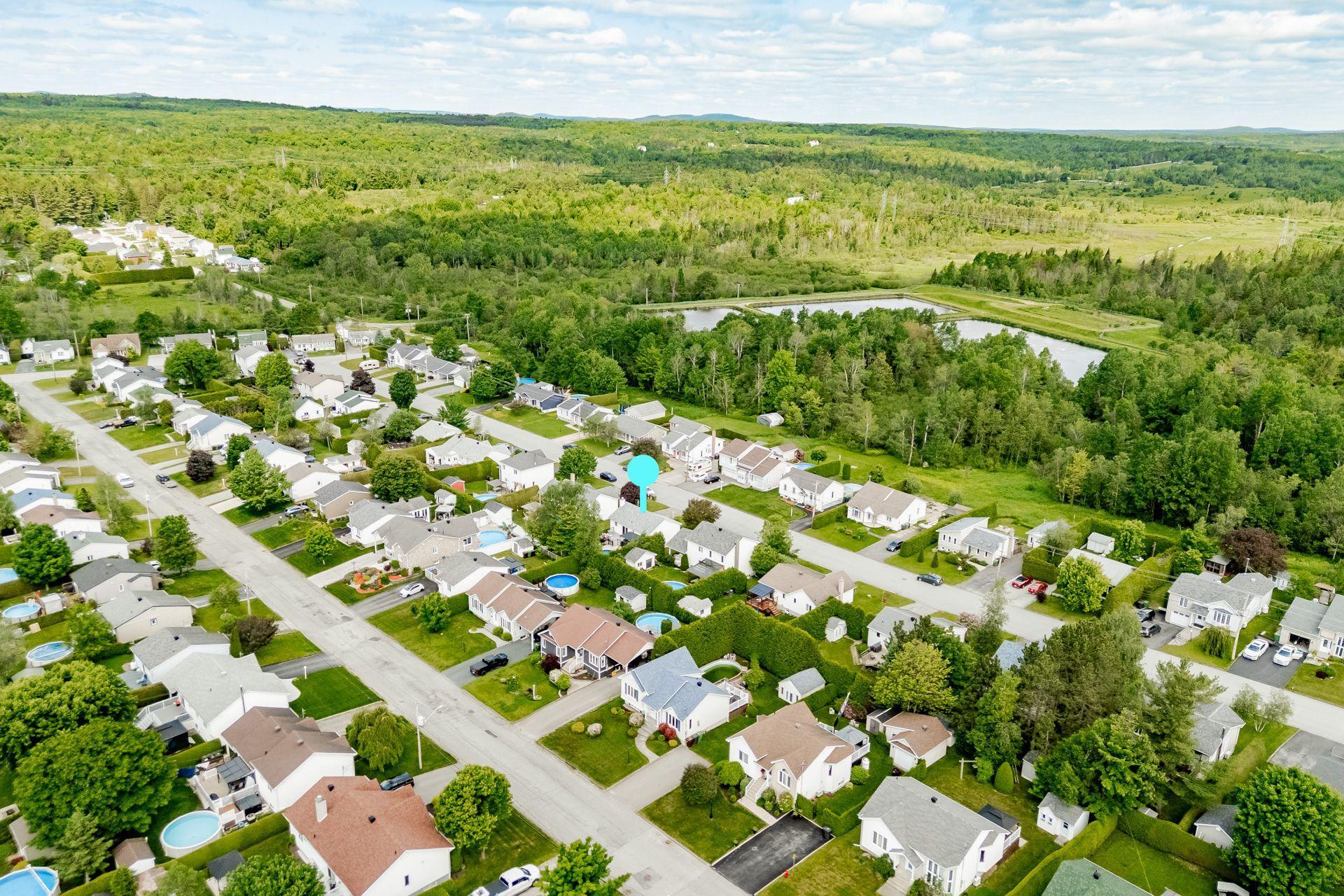 









1185


Rue des Tourterelles

,
Sherbrooke (Brompton/Rock Forest/Saint-Élie/Deauville),




QC
J1R0M5

