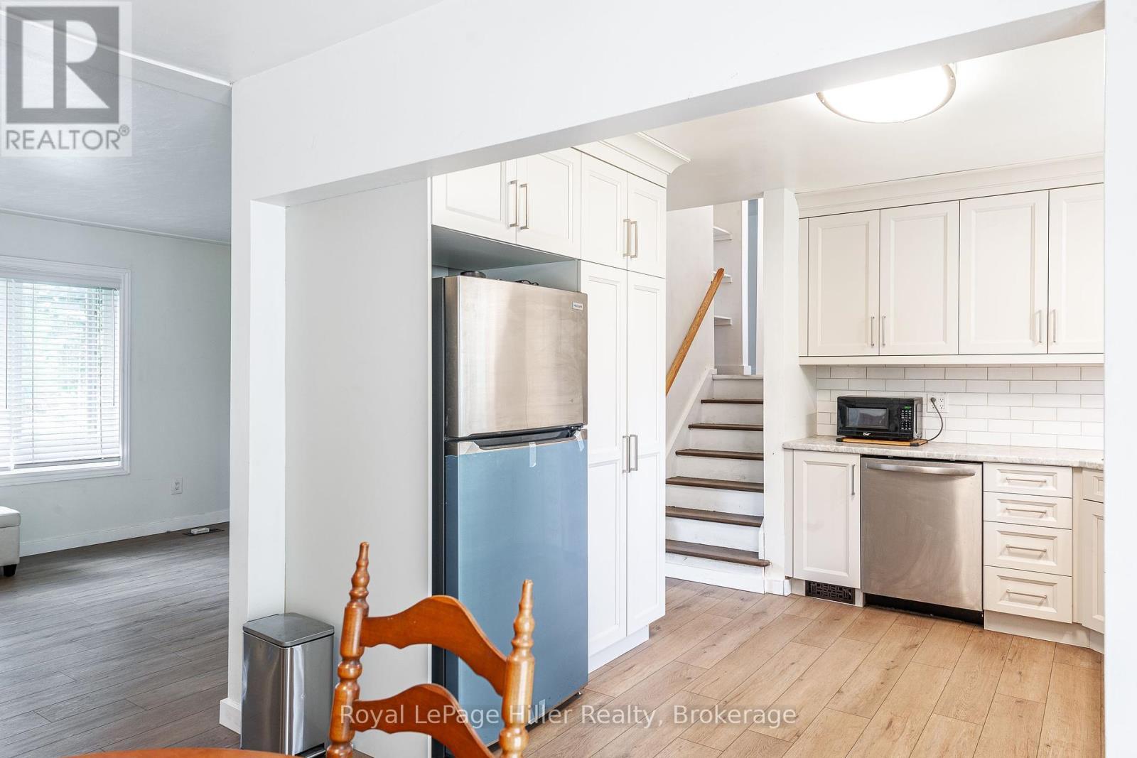 












335 BRITANNIA STREET

,
Stratford,




Ontario
N5A5Z9

