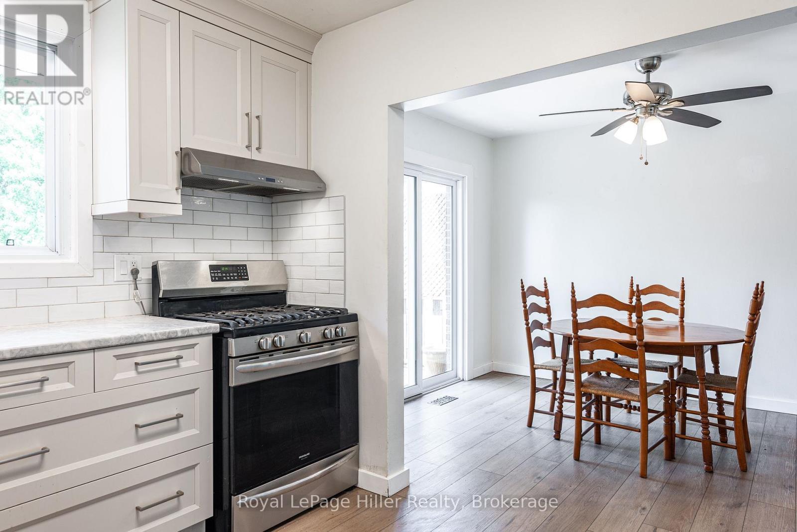 












335 BRITANNIA STREET

,
Stratford,




Ontario
N5A5Z9

