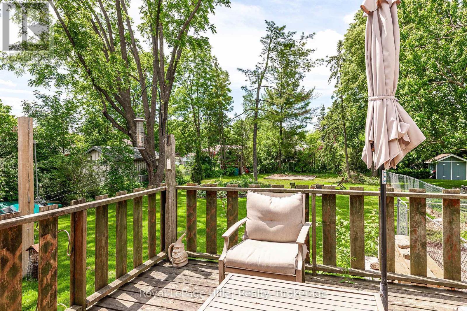 












335 BRITANNIA STREET

,
Stratford,




Ontario
N5A5Z9

