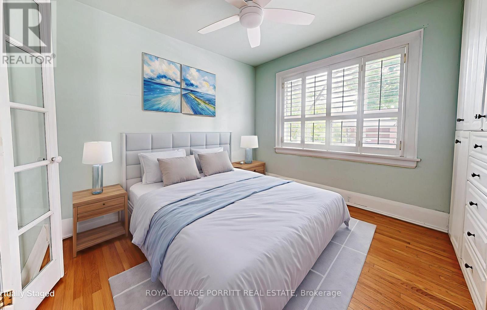 












25 ASH CRESCENT

,
Toronto,




Ontario
M8W1E4

