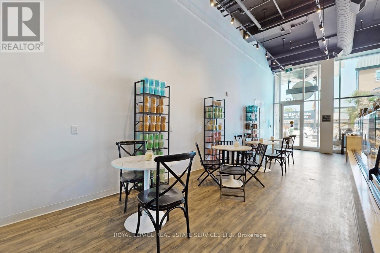 












35 KING STREET N

,
Waterloo,




Ontario
N2J2W9

