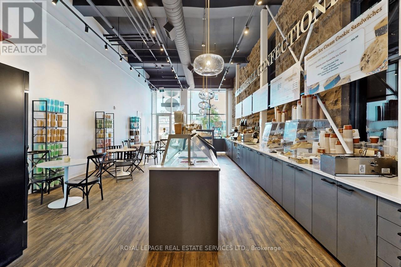 












35 KING STREET N

,
Waterloo,




Ontario
N2J2W9

