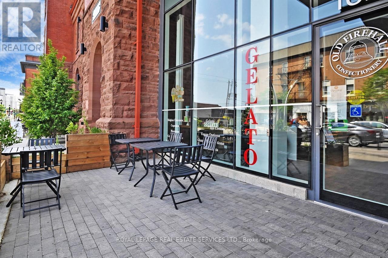 












35 KING STREET N

,
Waterloo,




Ontario
N2J2W9

