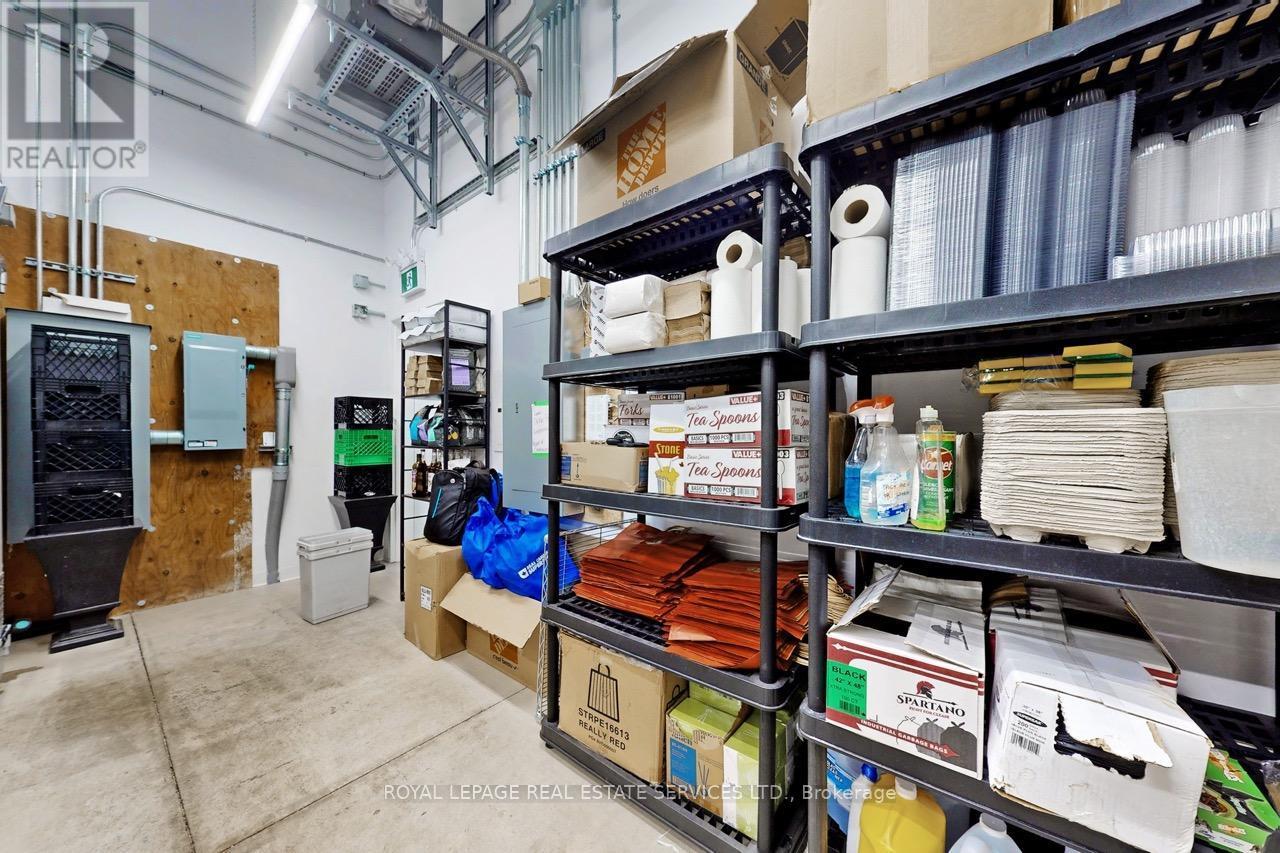 












35 KING STREET N

,
Waterloo,




Ontario
N2J2W9

