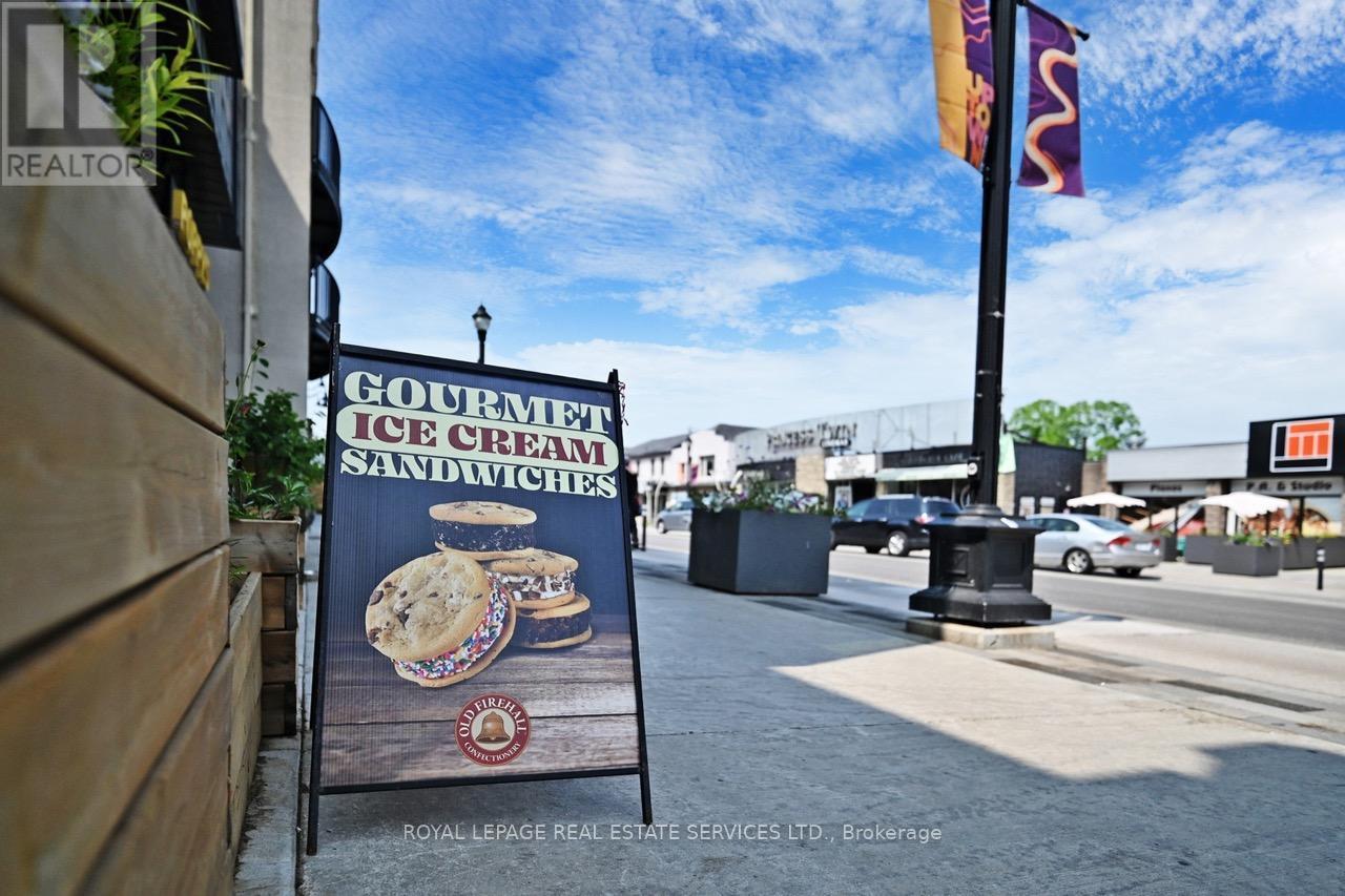 












35 KING STREET N

,
Waterloo,




Ontario
N2J2W9

