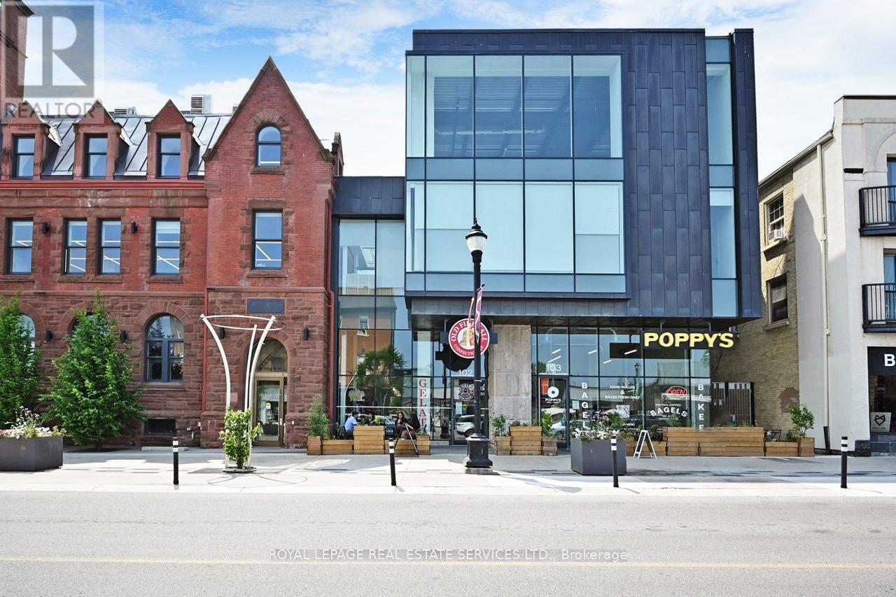 












35 KING STREET N

,
Waterloo,




Ontario
N2J2W9

