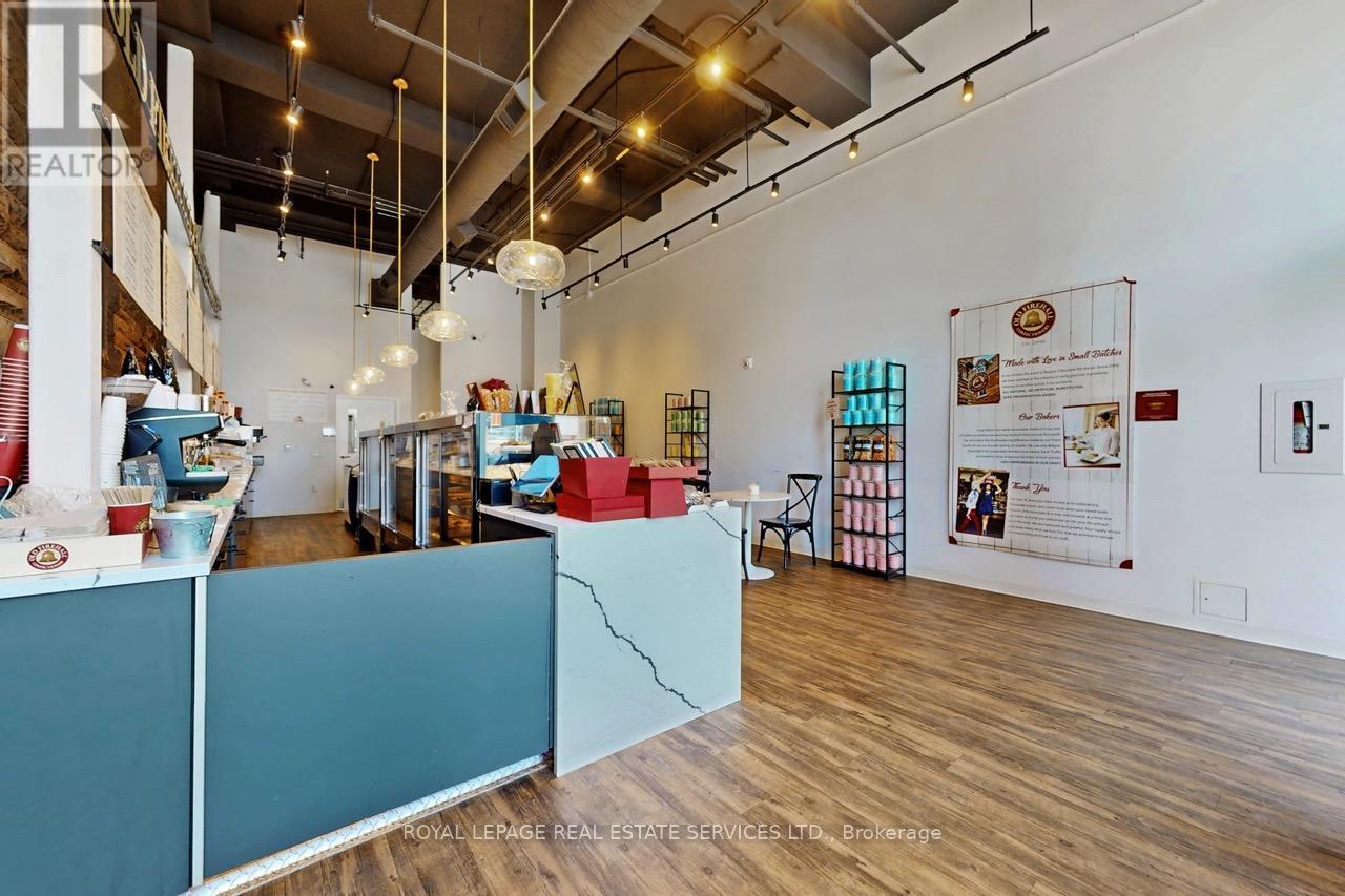 












35 KING STREET N

,
Waterloo,




Ontario
N2J2W9

